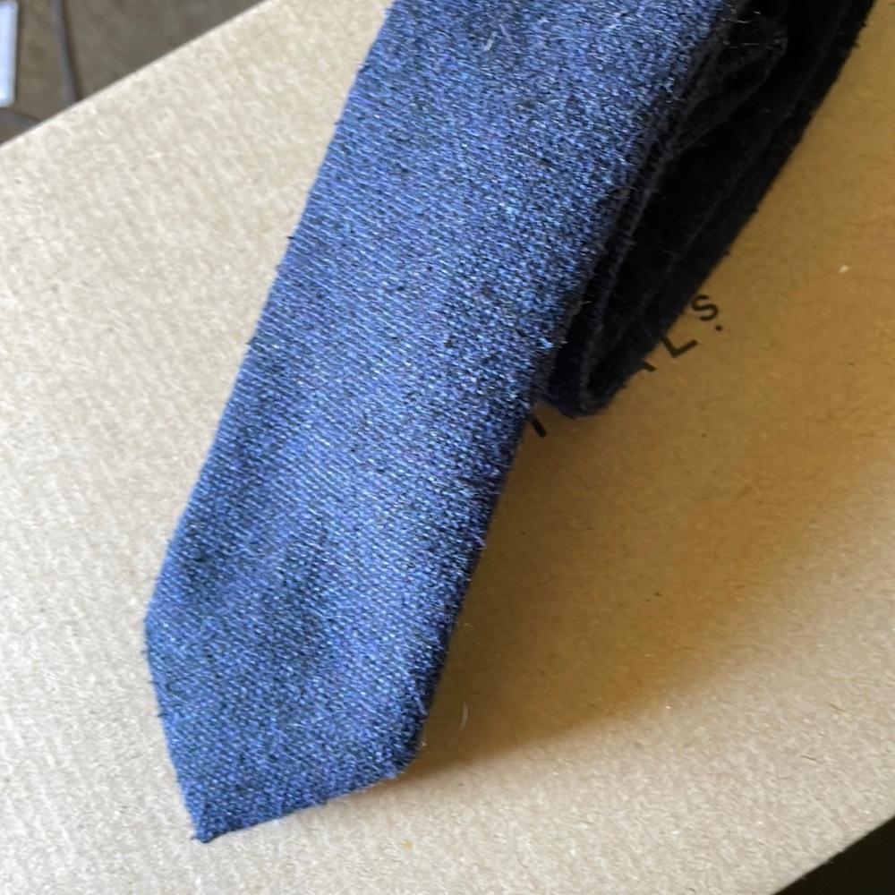 Banana Republic Men’s Tie